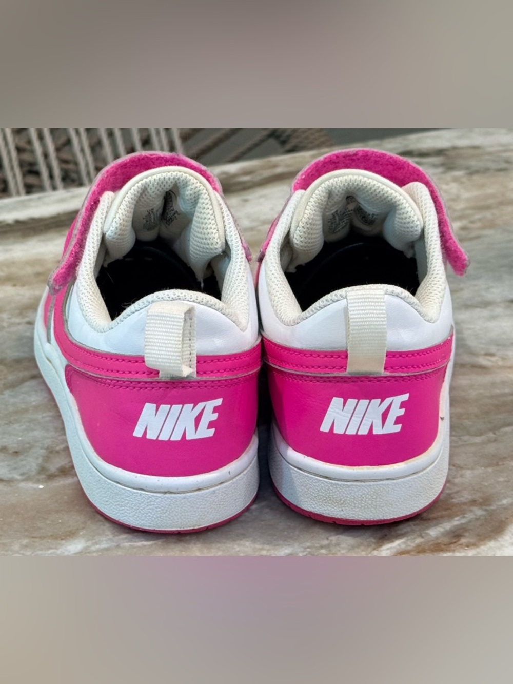 Girls NIKE Court Borough low hot pink sneakers- Size 3Y - Picture 6 of 8